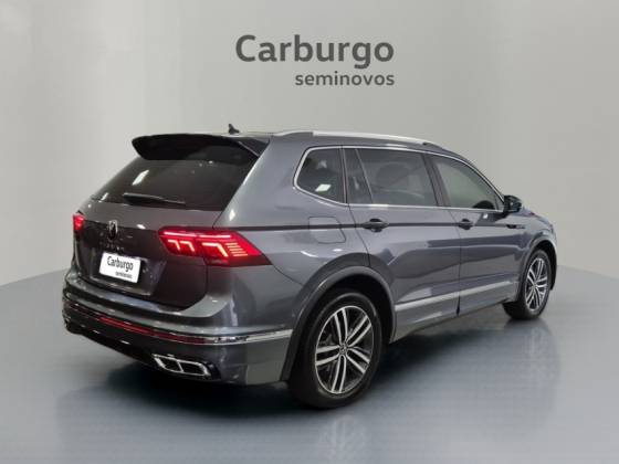 VOLKSWAGEN TIGUAN 2.0 300 TSI GASOLINA ALLSPACE R-LINE AUTOMÁTICO VOLKSWAGEN TIGUAN 2.0 300 TSI GASOLINA ALLSPACE R-LINE AUTOMÁTICO